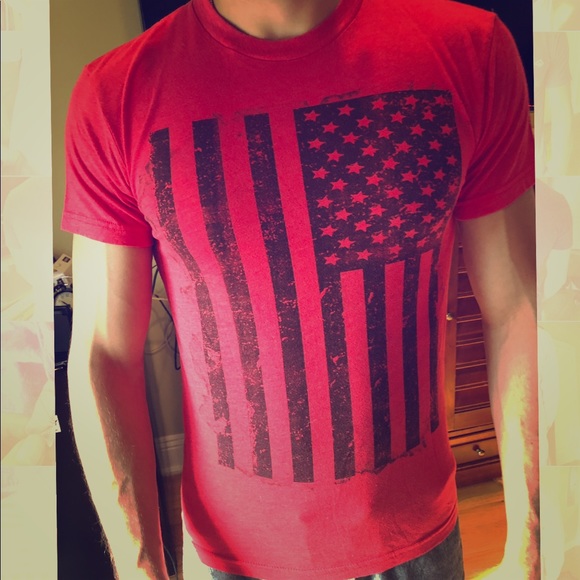 Heritage Trends Other - American flag t shirt Men